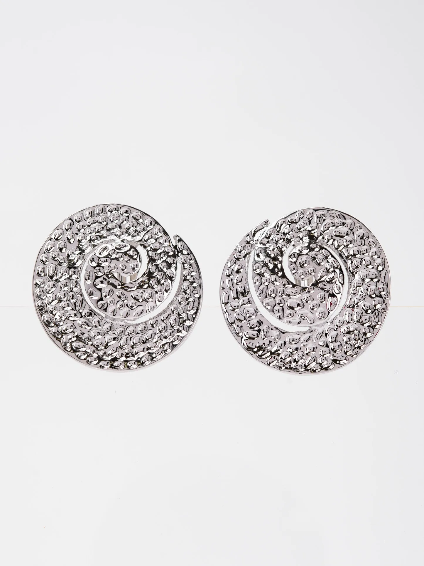 Ava Swirl Clip-On Textured Earrings