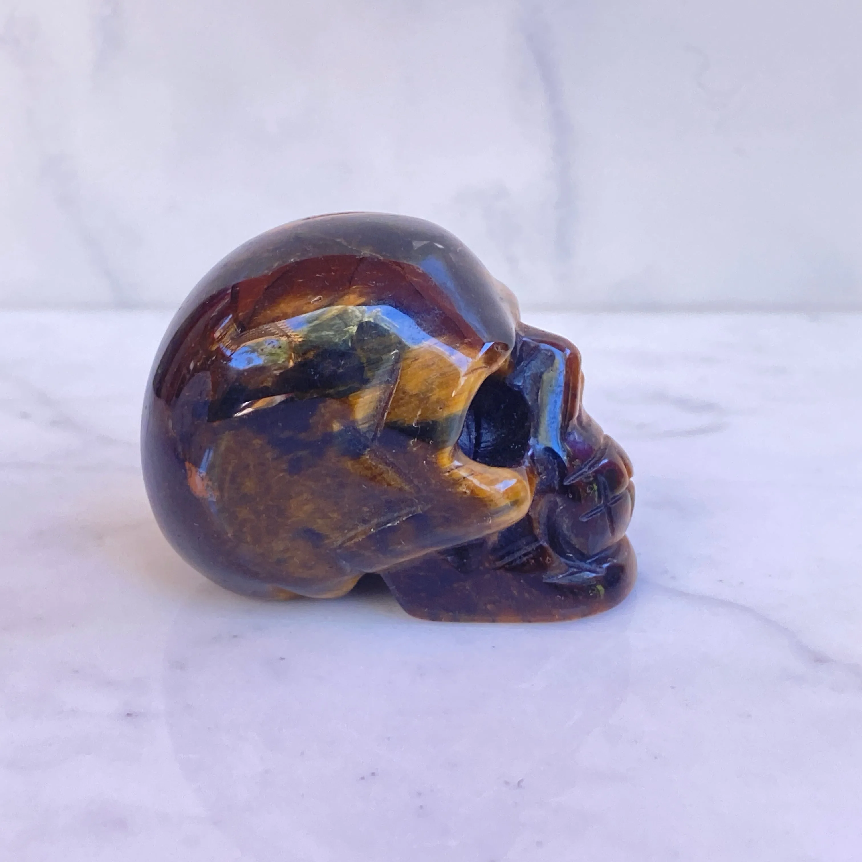 Natural Tiger Eye, Obsidian, Aventurine or Quartz gemstone Skull