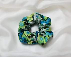 Scrunchie - Turquoise Flowers