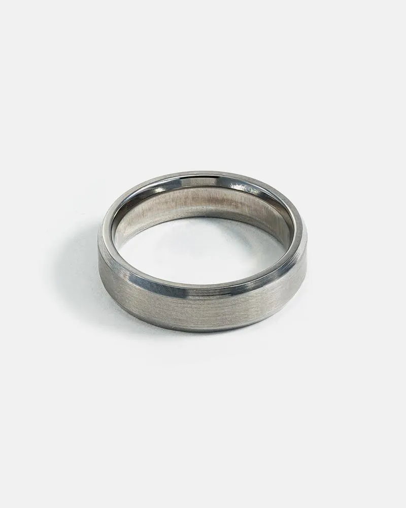 Uomo Ring in Stainless